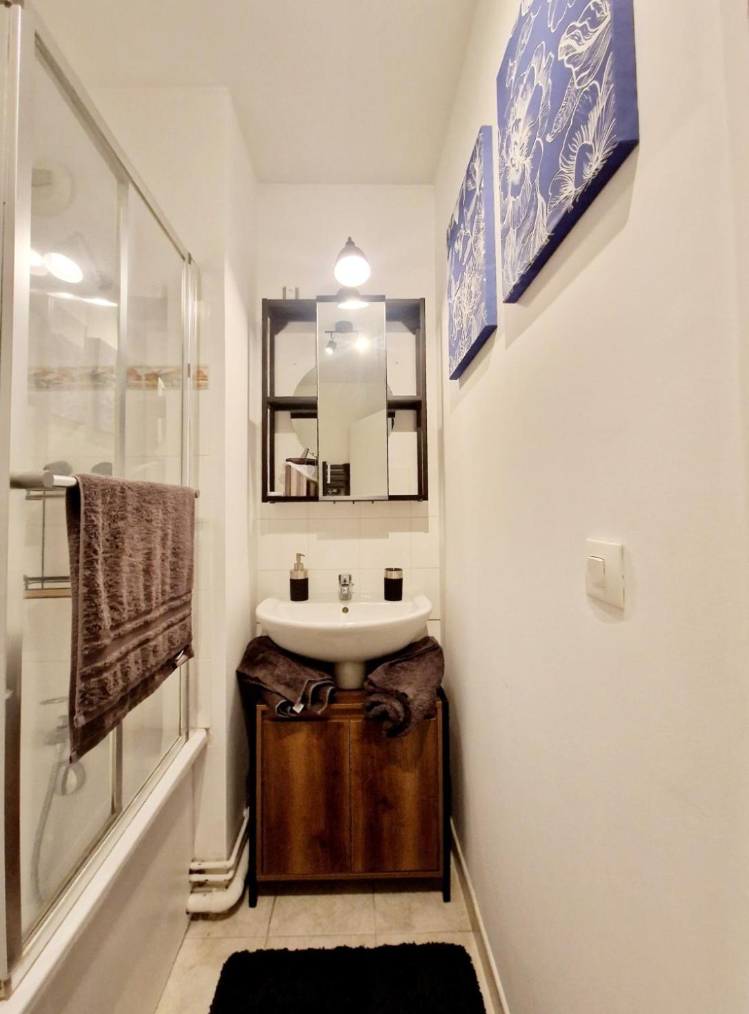 Apartment Chez Valerian, Gare De